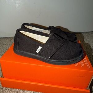 TOMS Kids Shoes